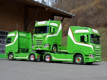2 Neue Scania